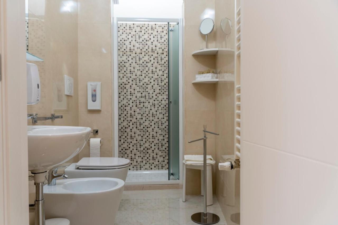 A Casa Dei Miei Hotel San Pietro Vernotico Bagian luar foto